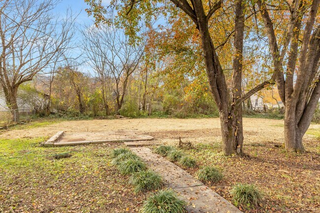 Building Photo - 1531 Wilson Rd