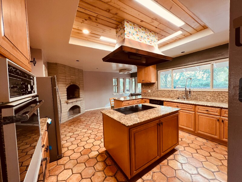 Building Photo - 7757 Country Ln