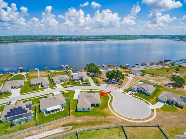 Building Photo - 570 Sanctuary Blvd