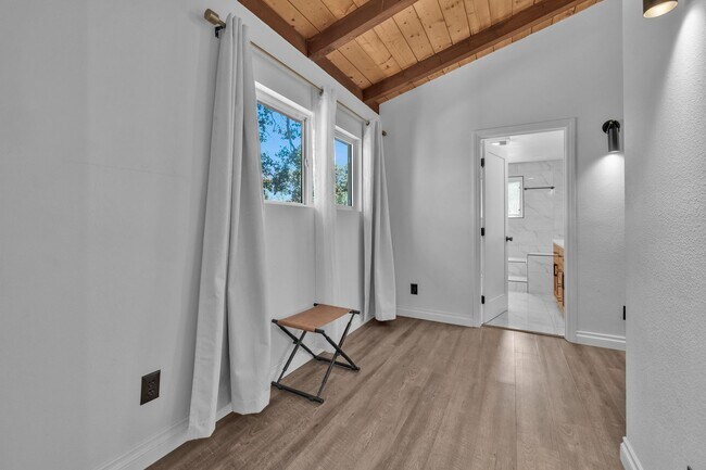 Building Photo - 3/3 HOME available NOW in DESCANSO w/ gara...