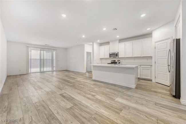 Building Photo - 6848 Stagehand Ave