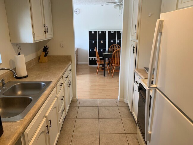 Primary Photo - 1 Bedroom 1 Bathroom in Orlando