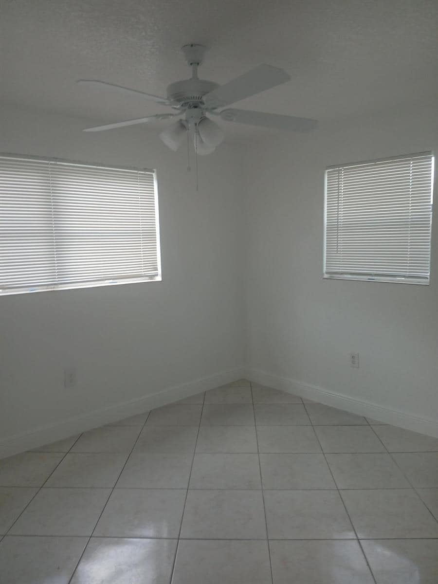 Building Photo - 4289 S Mary Cir