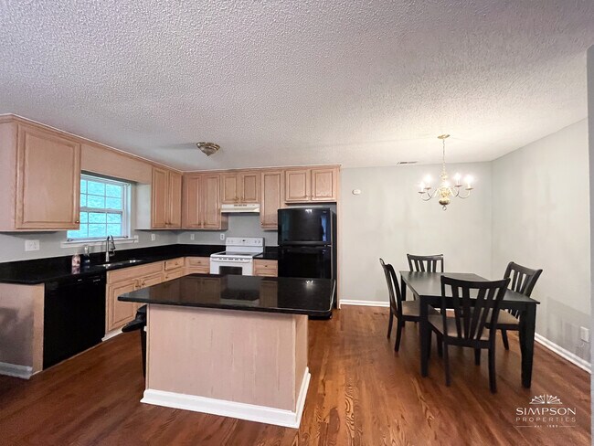 Building Photo - 6238 King George Dr