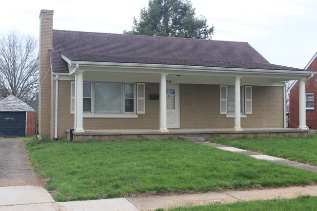 Building Photo - 246 Hill N Dale Rd