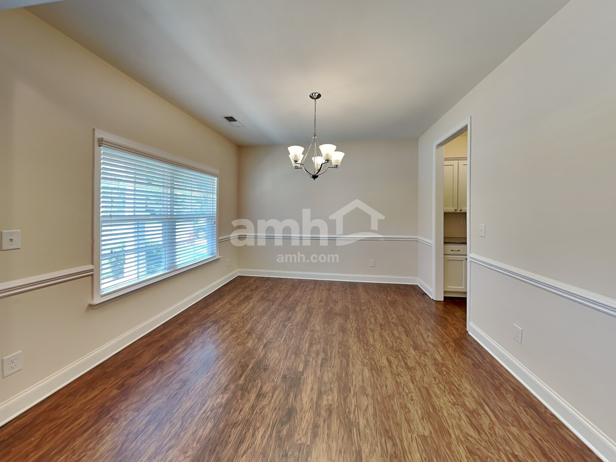 Building Photo - 1022 Monitor Ct