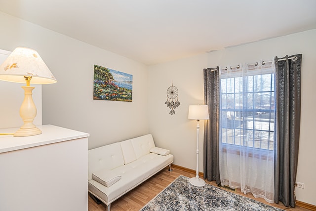 Building Photo - 1305 Kingsbury Dr