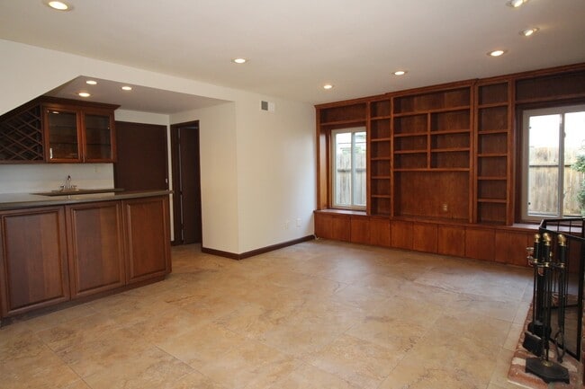 Building Photo - Spacious 4-Bedroom Home with Canyon Views ...