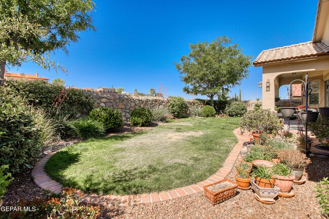 Building Photo - 5940 Los Pueblos Dr