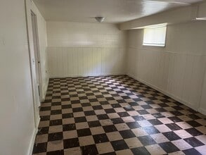 Building Photo - 514 Virginia Ave