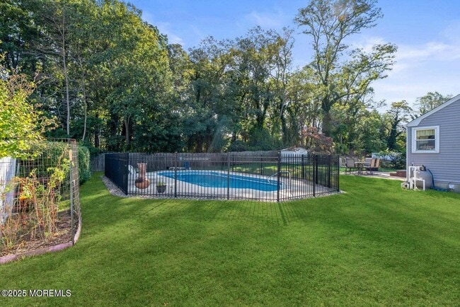 Building Photo - 23 Barbara Ln