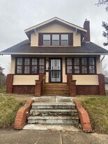 Building Photo - 1193 N Main St