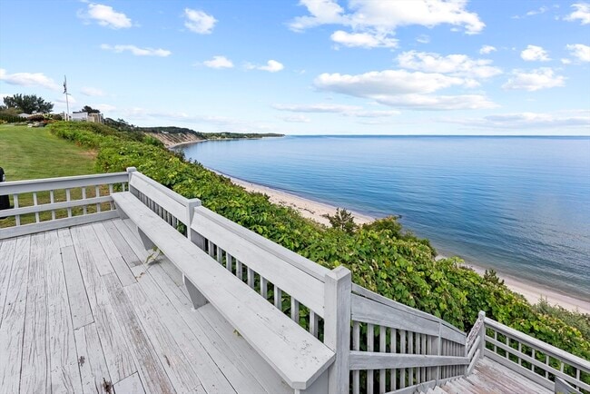 Building Photo - 64 Cliffside Dr