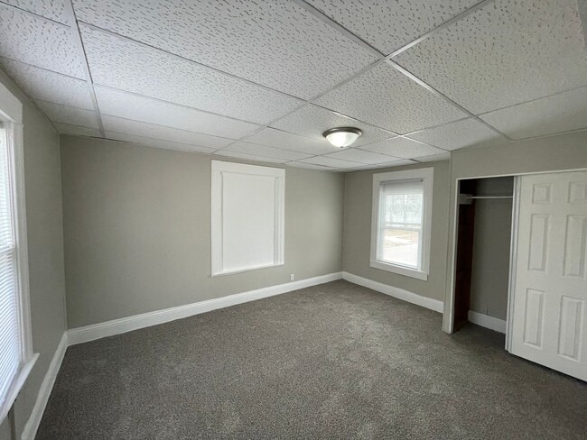 Building Photo - Renovated 3-Bedroom 1-Bathroom Home