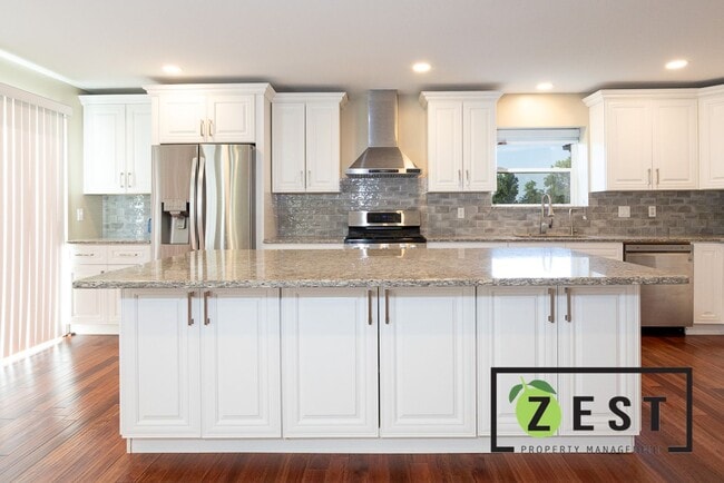 Building Photo - OPEN HOUSE SATURDAY AUGUST 2ND 2025 10-11A...