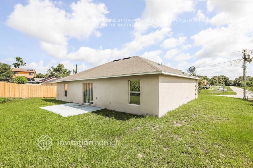 Building Photo - 2589 Auburndale St