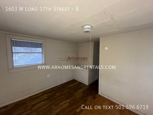 Building Photo - 1603 W Long 17th St