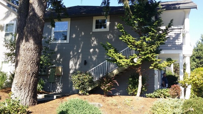 Building Photo - 1656 Kennedy Pl