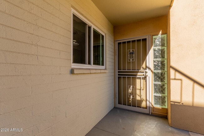 Building Photo - 3655 N 5th Ave