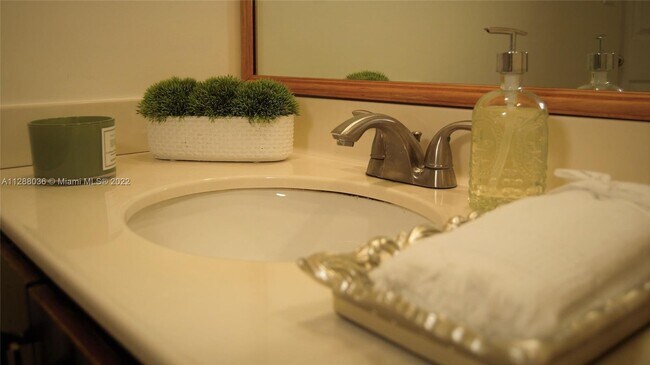 Building Photo - 3155 NE 184th St