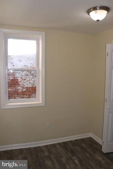 Building Photo - 1646 E Pratt St