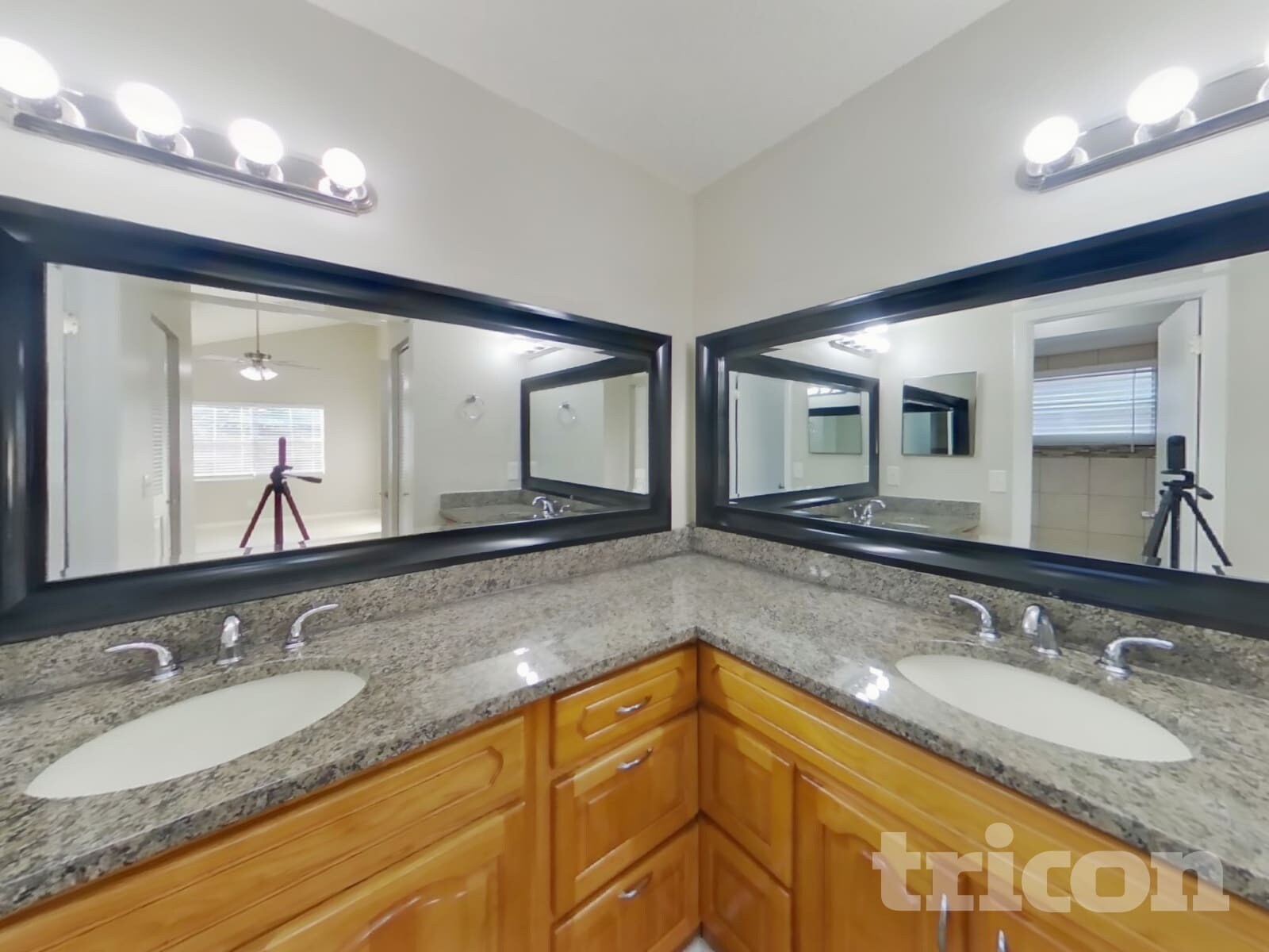 Building Photo - 603 Ephrata Dr