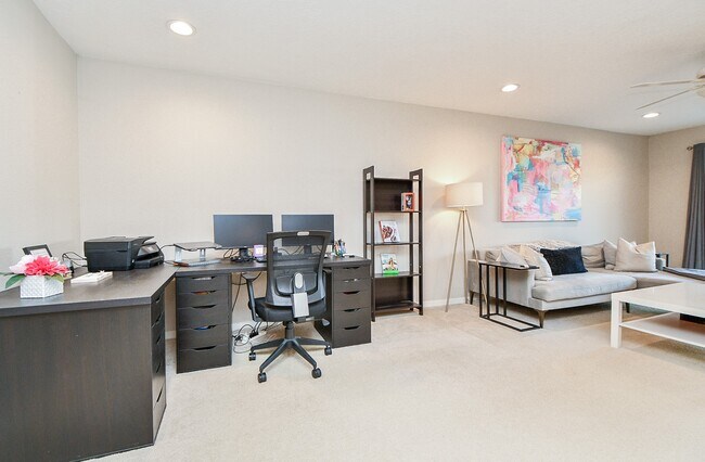 Building Photo - 2700 Bellefontaine St