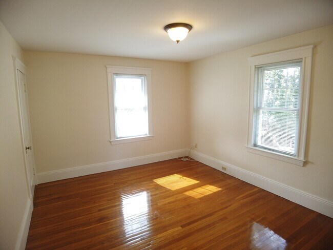 Building Photo - 64 Palfrey Rd