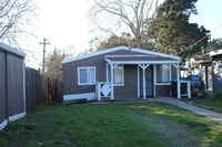 Building Photo - 1 Bedroom, 1 Bathroom House in Antioch with Washer/Dryer Hookup
