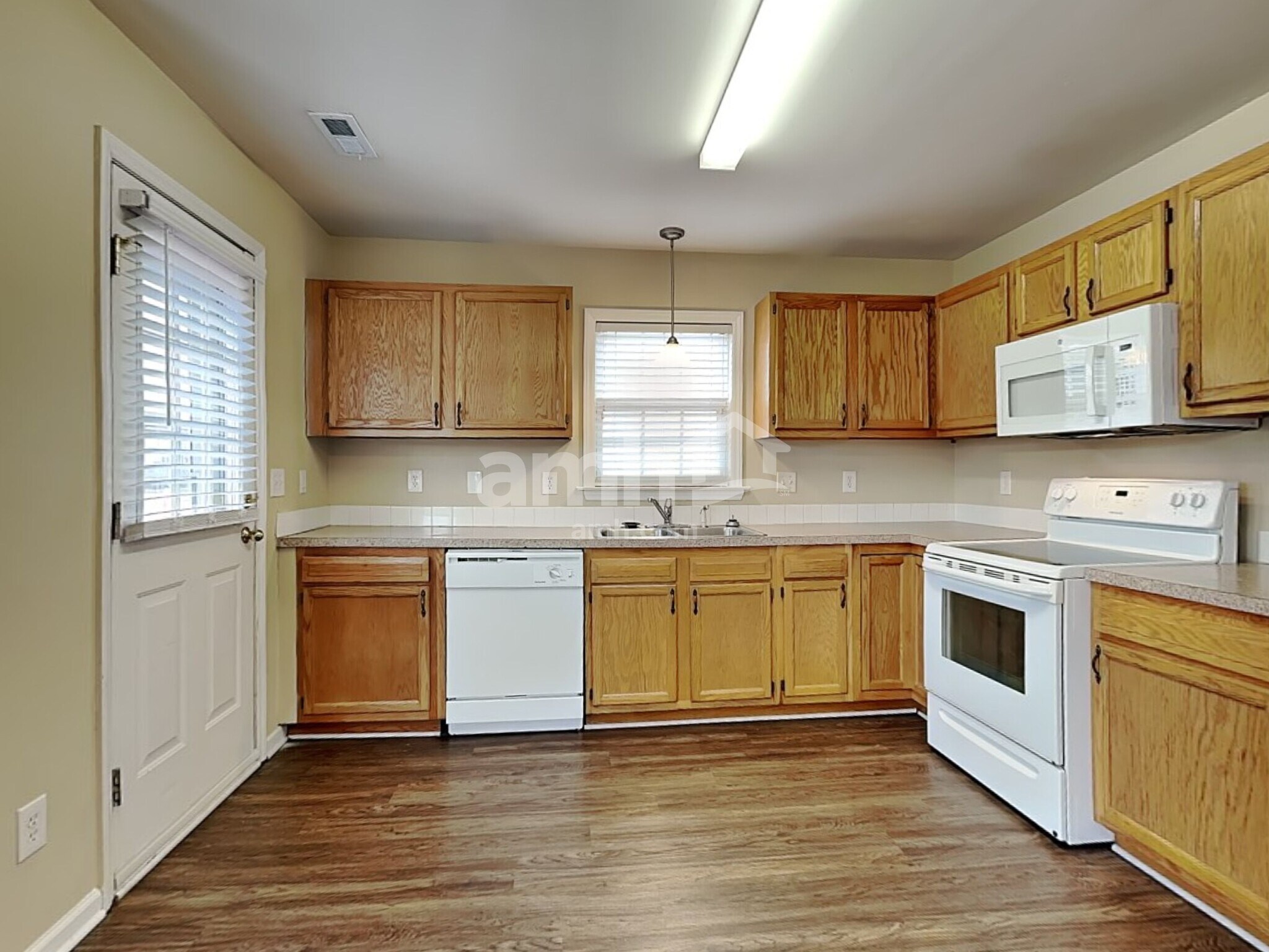 Building Photo - 1849 Denise Ln