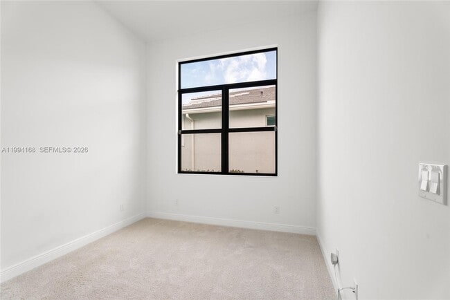 Building Photo - 11267 SW Pietra Wy