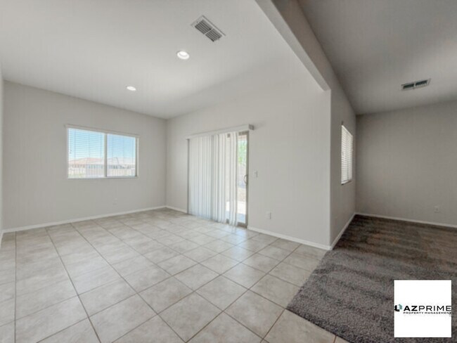 Building Photo - Spacious 4/2 Maricopa House - Versatile Layout &amp; Prime Location!