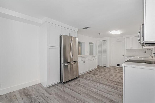 Building Photo - 1615 Shenandoah St