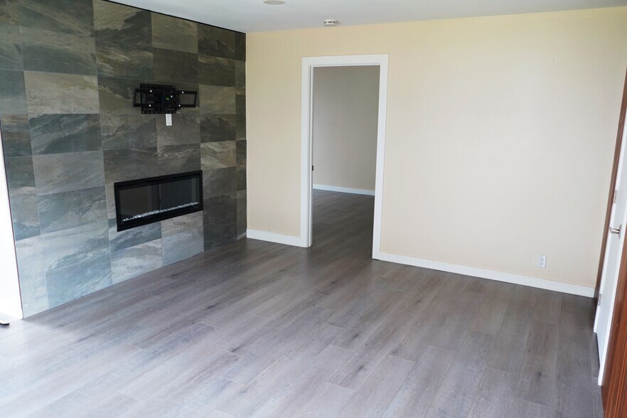 Building Photo - 23214 Orange Ave