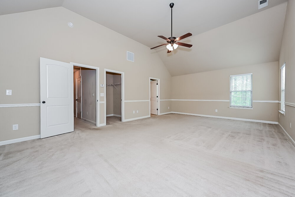 Building Photo - 9105 Overlook Dr