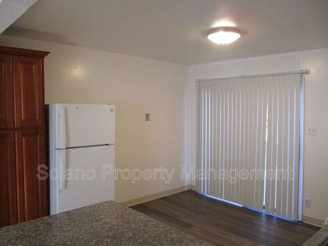 Building Photo - 1116 Union Ave