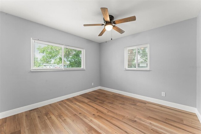 Building Photo - 2503 Highlawn Ave