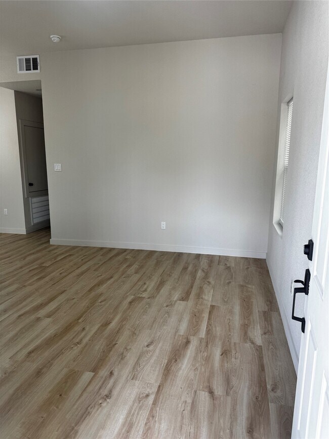 Building Photo - 9713 Cargill St