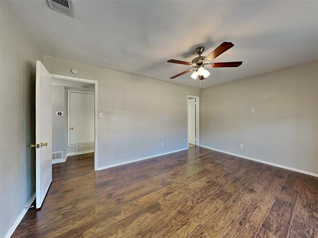 Building Photo - 9320 Dumfries Dr