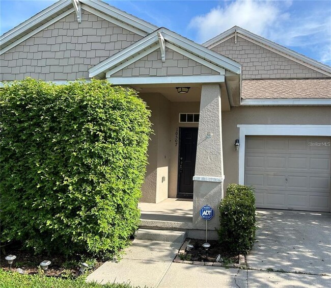 Building Photo - 10507 Eastpark Lake Dr