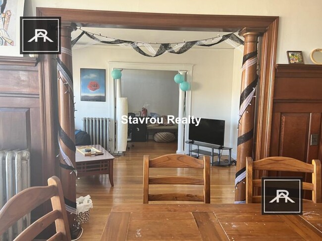 Building Photo - 3 bedroom in Brookline MA 02445