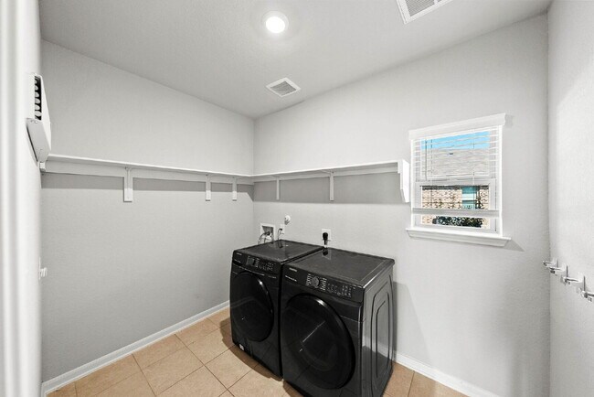 Building Photo - Stylish Corner Homesite on a Quiet Cul-de-...