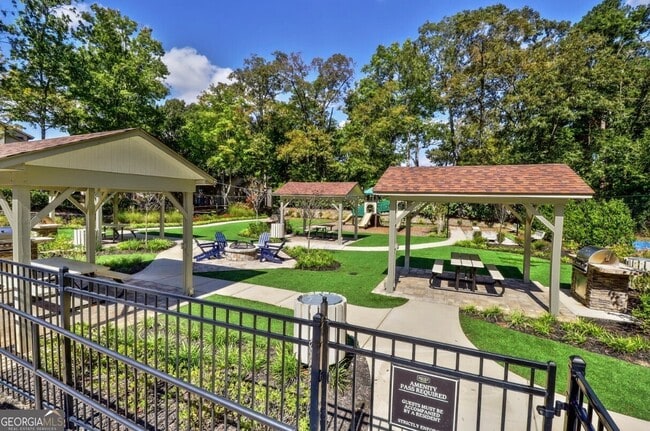 Building Photo - 2845 Holcomb Bridge Rd