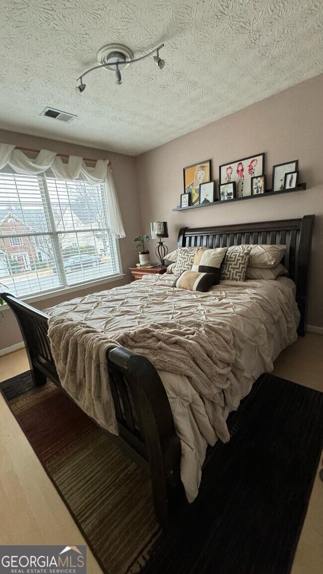 Building Photo - 4361 Windmoor Dr NW