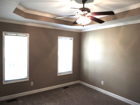 Building Photo - 7904 Willow Croft Dr