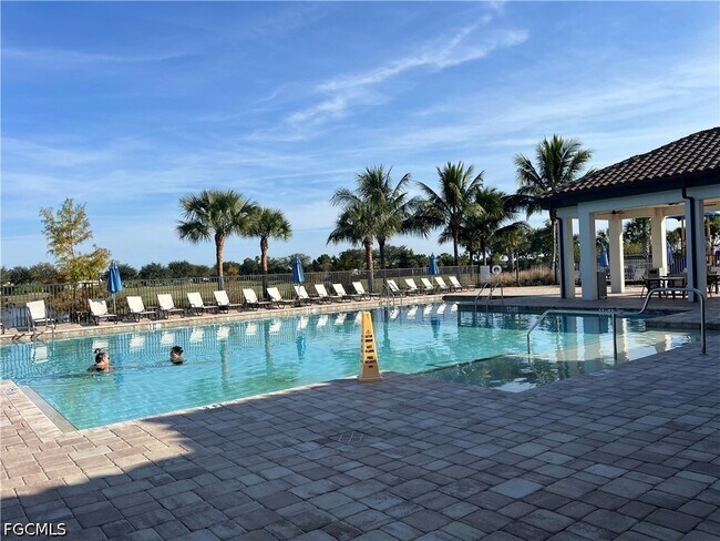 Building Photo - 14662 Cantabria Dr