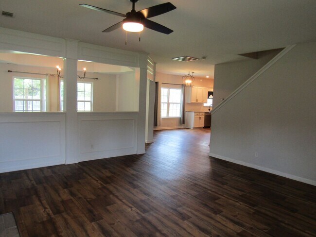Building Photo - 42 Pinto Trail