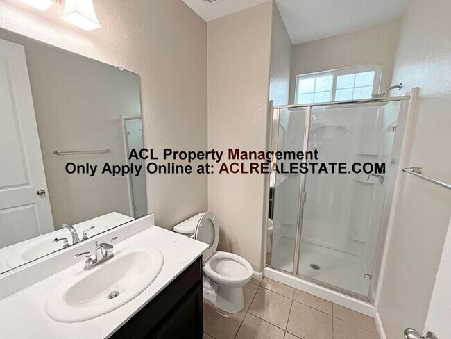 Building Photo - Spacious 5 Bedroom Brentwood Home With Solar Tesla Powerwall And Prime Walkable Location