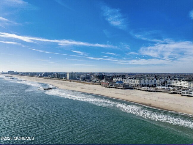 Building Photo - 30 Melrose Terrace