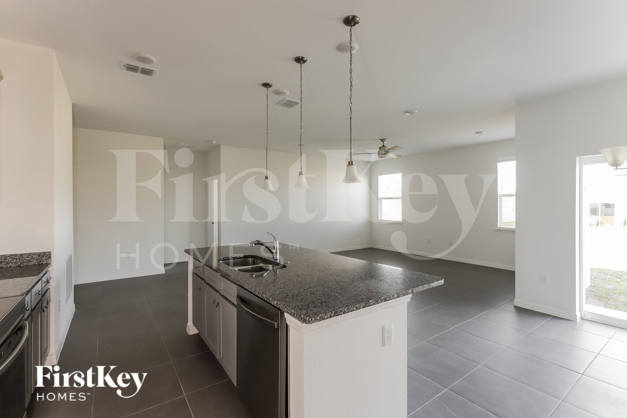 Building Photo - 514 Crown Rose Dr